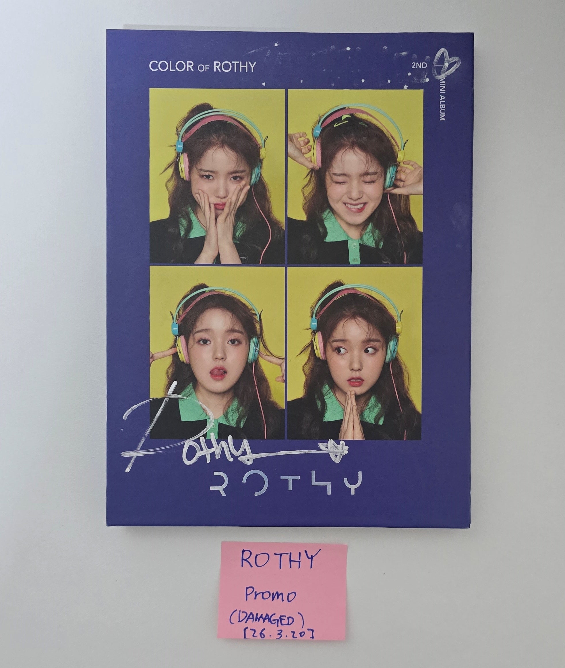 ROTHY "Color Of Rothy" - Hand Autograhped(Signed) Promo Album [26.3.20]