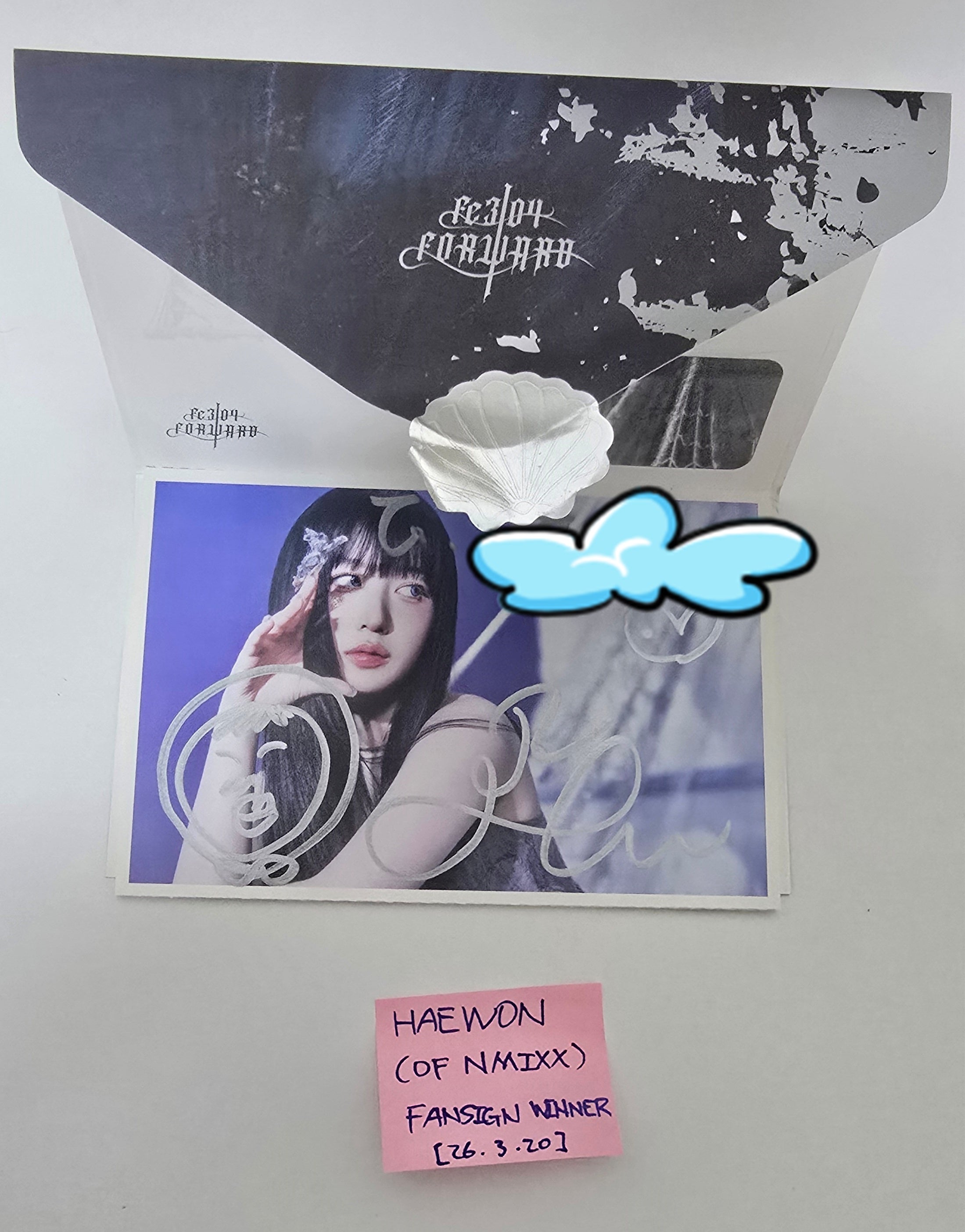 NMIXX - Hand Autograhped(Signed) Album [26.3.20]