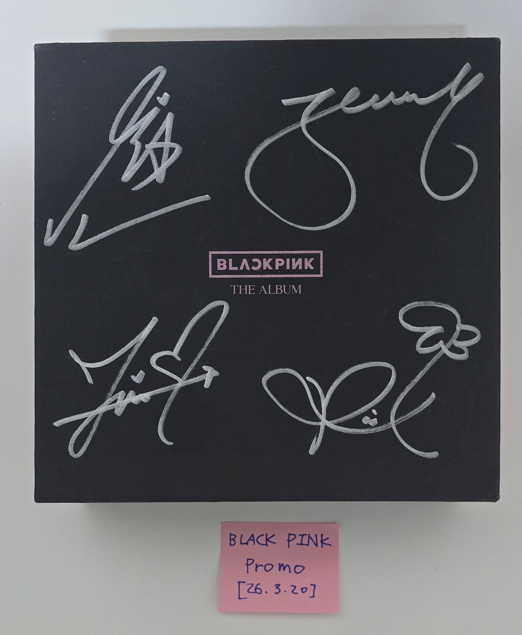 BLACKPINK "THE ALBUM" - Hand Autograhped(Signed) Promo Album [26.3.20]