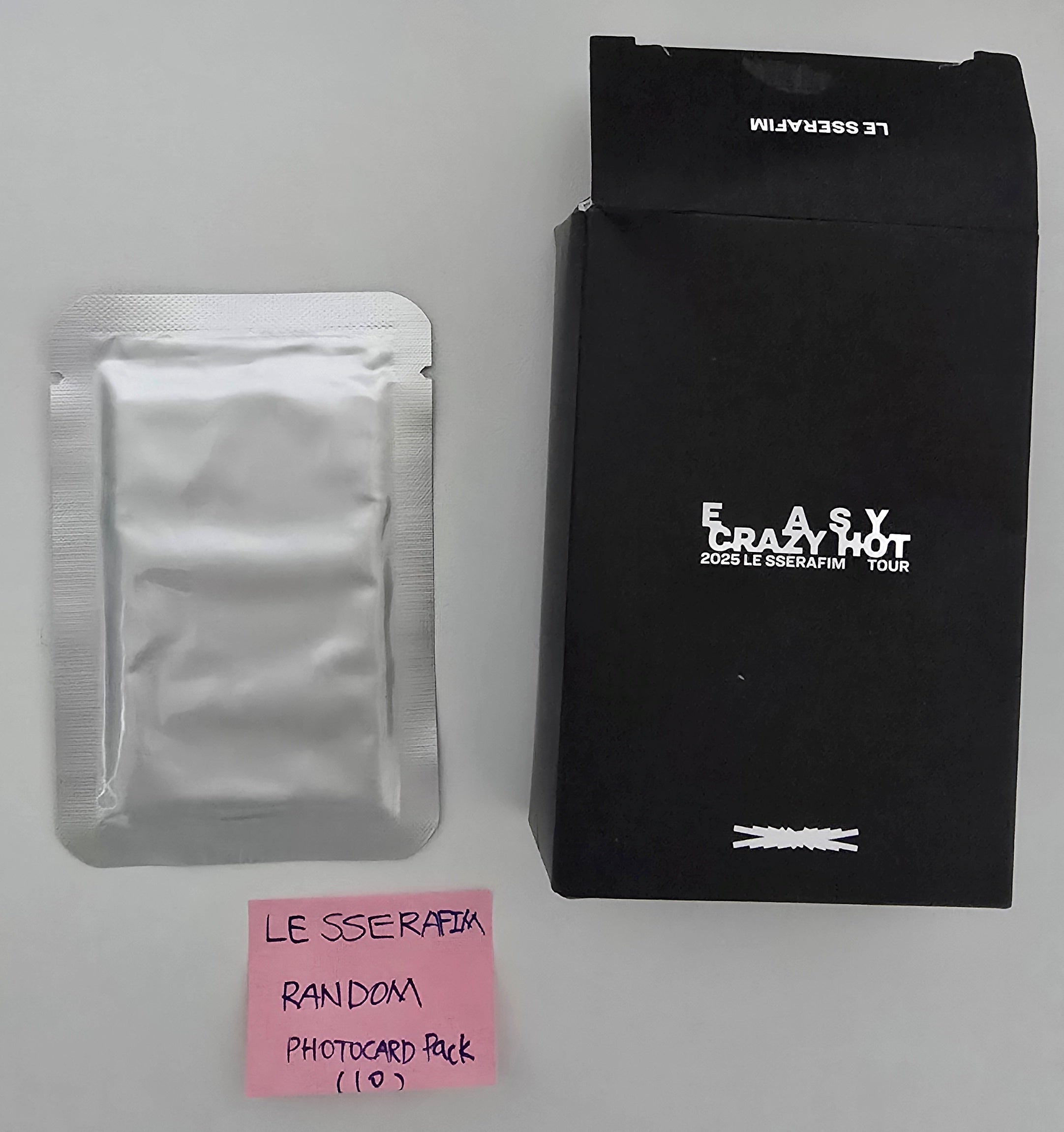Lesserafim - Official Random Photocard Pack (1EA) [26.3.20]