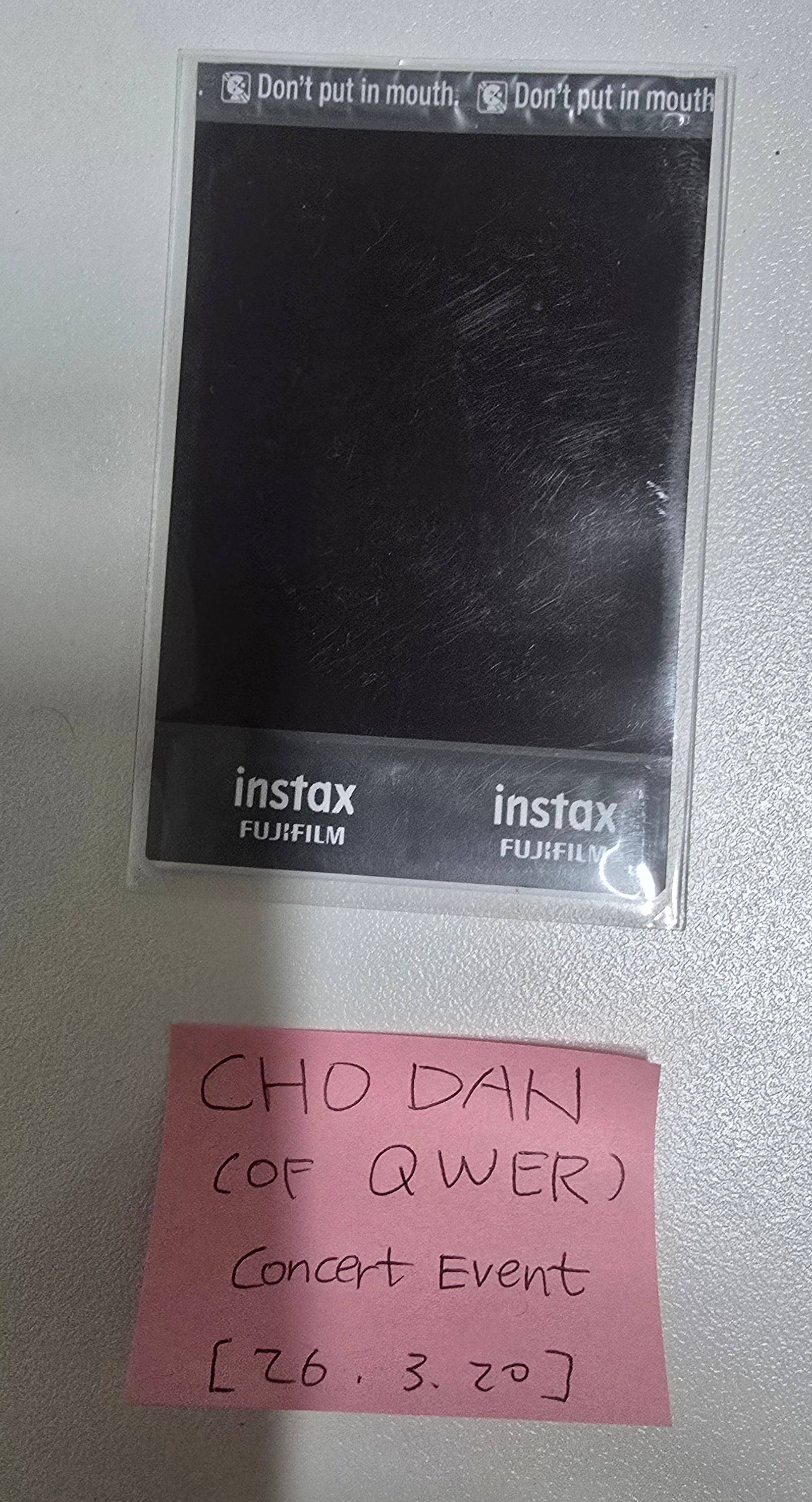 Chodan (Of QWER) - Hand Autographed(Signed) Polaroid [26.3.31]