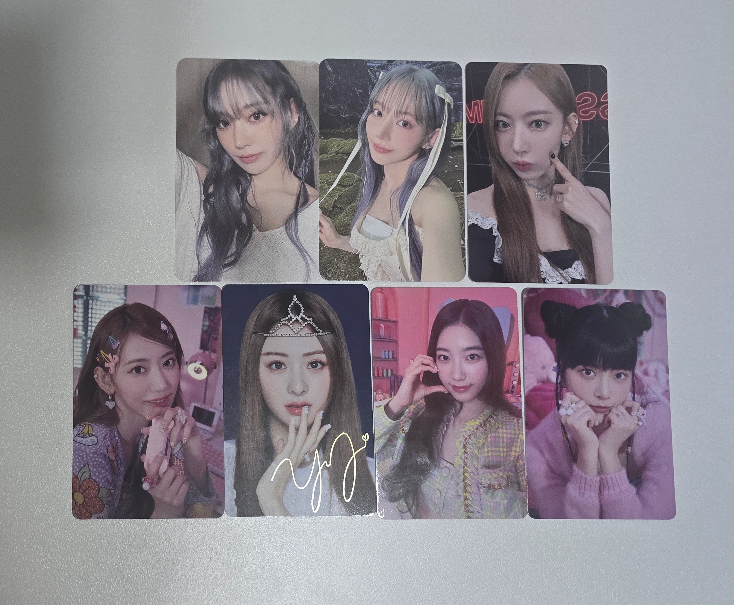 LE SSERAFIM - Official Photocard [26.3.31]